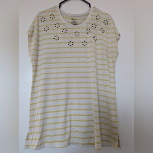 🌼5/20$🌼Alfani Yellow and White Striped Tee with Floral Accents